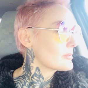 Meet your Posher, Kristine